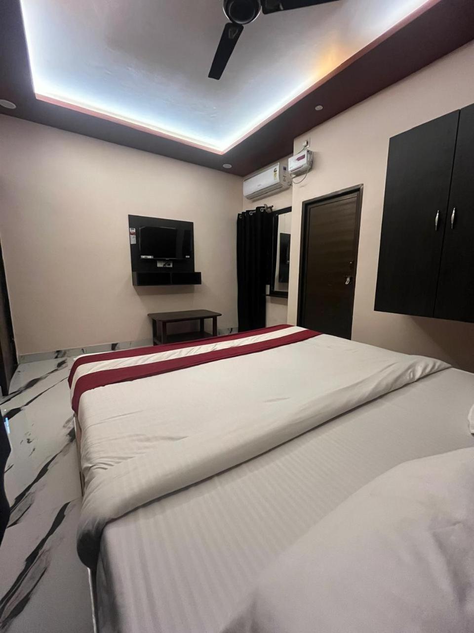 Hotel Shiv Mangalam Near Kashi Vishwanath Tample Bénarès Extérieur photo